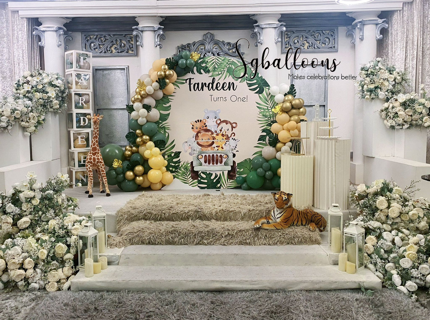 Safari theme circle board backdrop