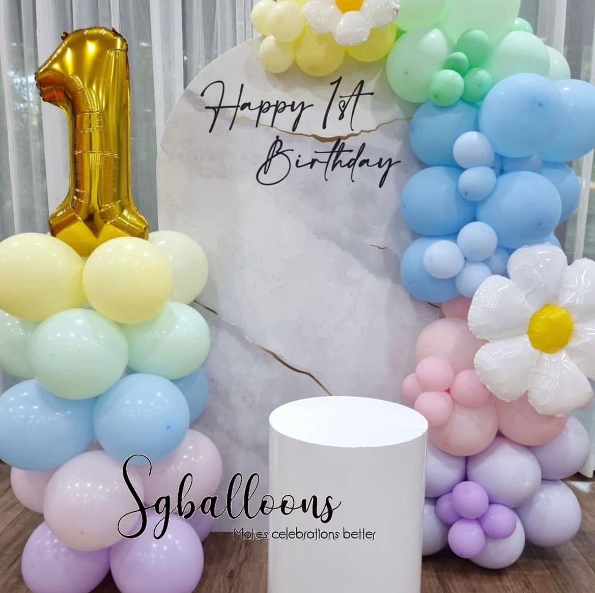 1 Board Backdrop Set-up W/ Organic Balloon Garland