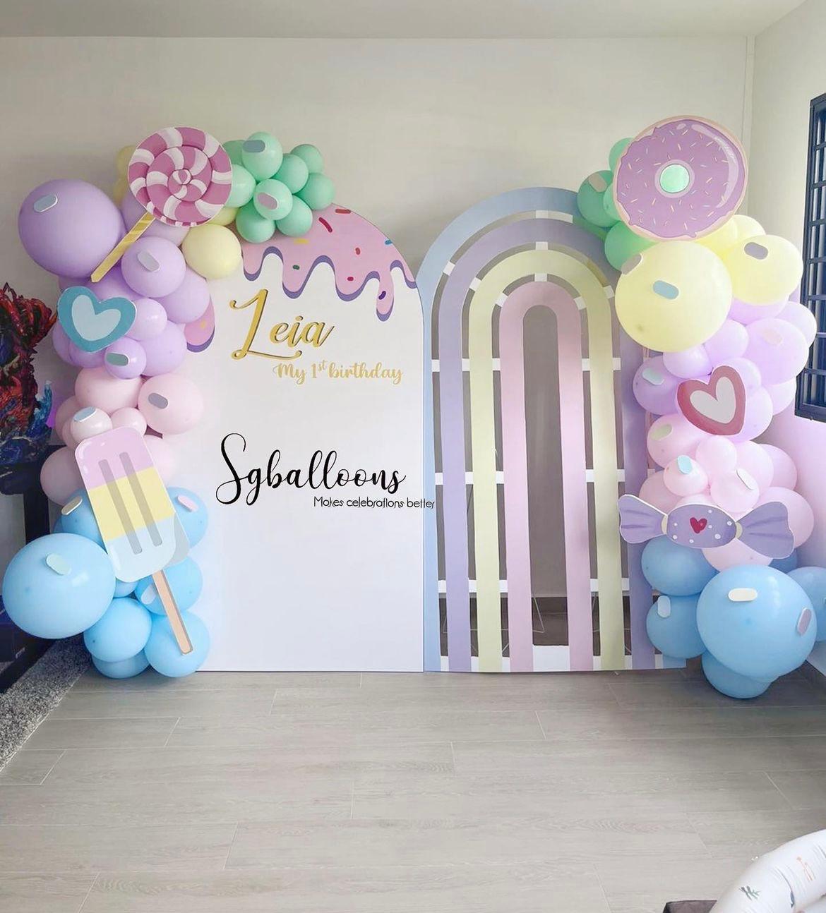 2 Board Customised Arch Set-up with Balloon Garland