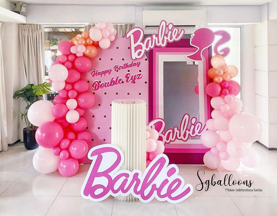 2 Board Customised Arch Set-up with Balloon Garland