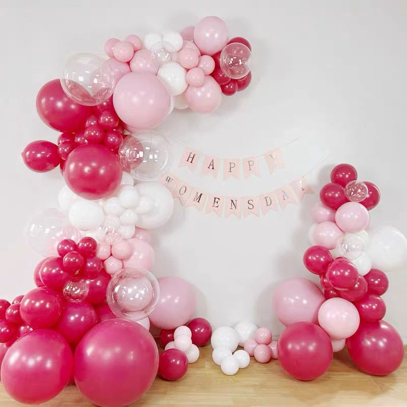 Balloon garland set up